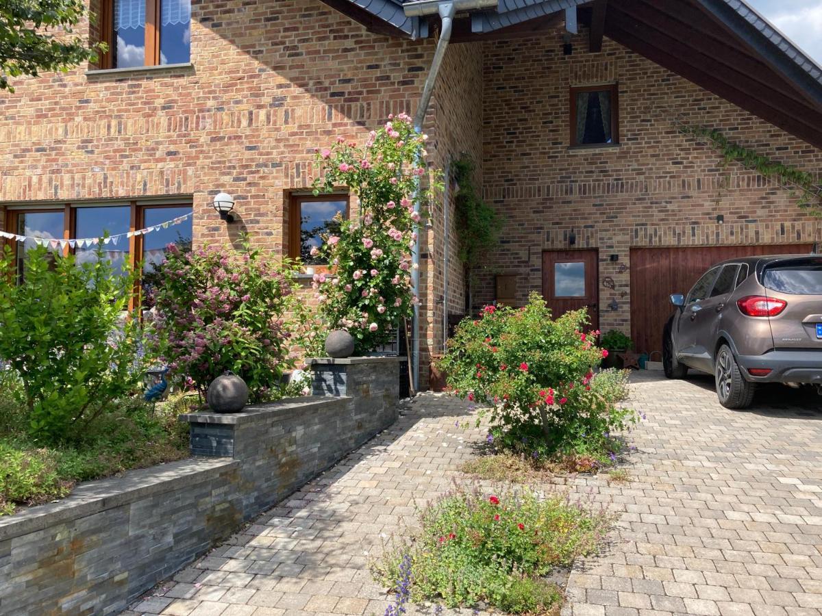 Belles Fleurs Apartment Oberhausen bei Kirn Exterior photo